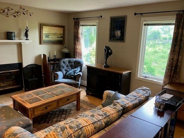 14 Gleason St B, Westborough, MA 01581