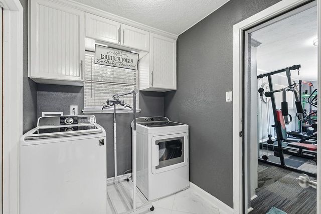 702 Lane Road, Texas City, TX 77591
