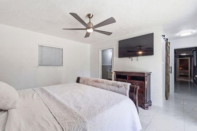 702 Lane Road, Texas City, TX 77591