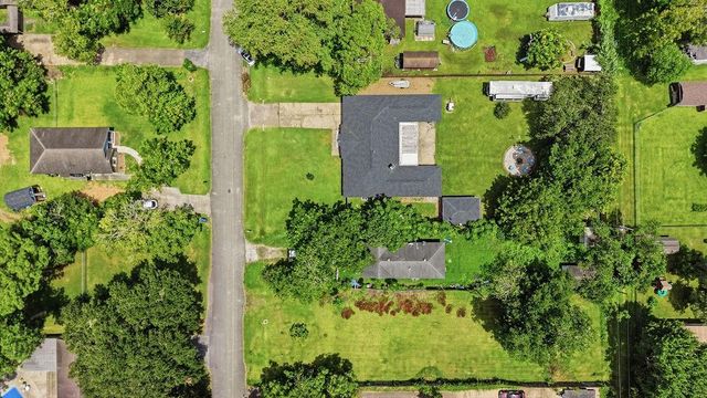 702 Lane Road, Texas City, TX 77591