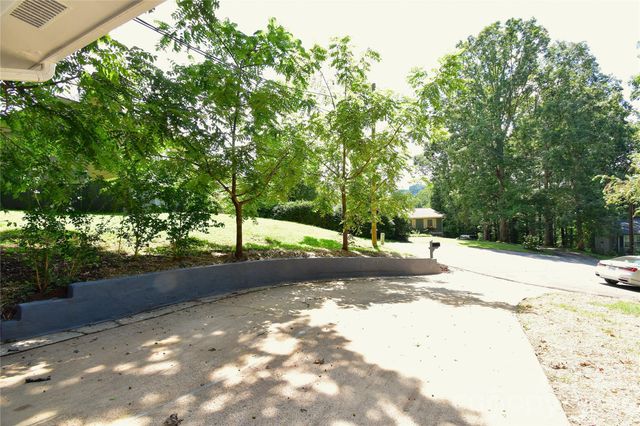 19 S Ridge Place, Arden, NC 28704