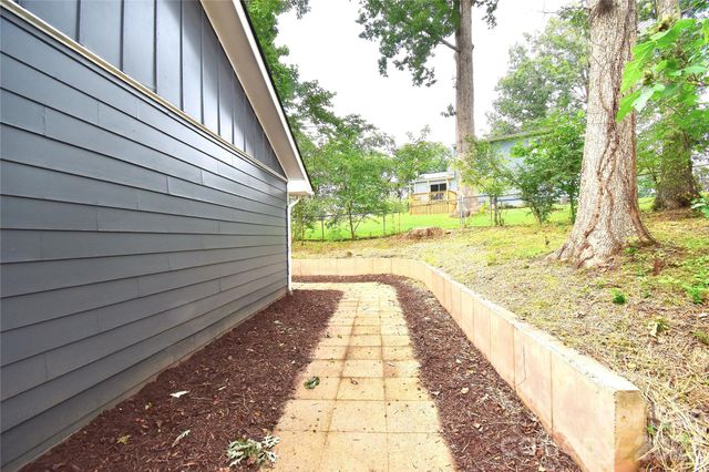 19 S Ridge Place, Arden, NC 28704