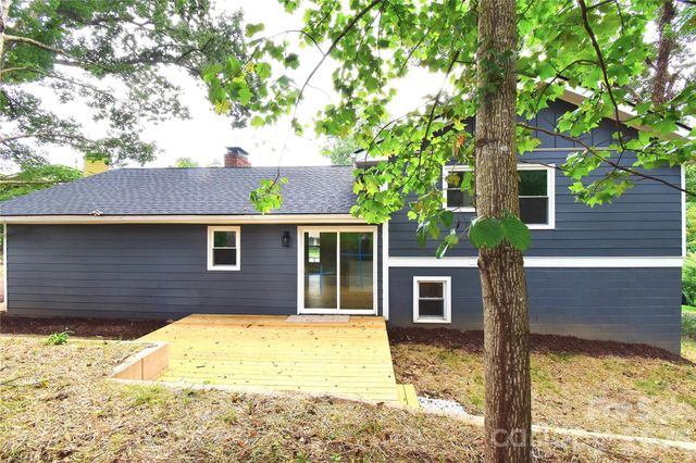 19 S Ridge Place, Arden, NC 28704