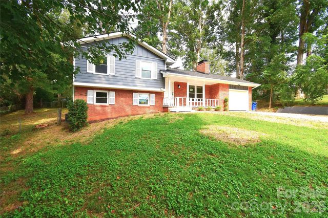 19 S Ridge Place, Arden, NC 28704