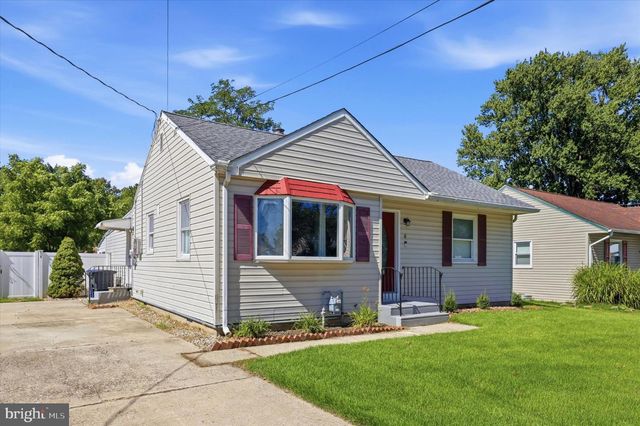 6 WYNDALE AVE, Maple Shade, NJ 08052