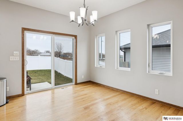 7020 N 13TH Street, Lincoln, NE 68521