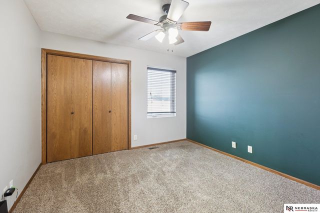 7020 N 13TH Street, Lincoln, NE 68521