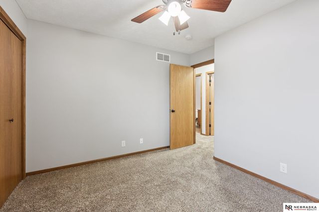 7020 N 13TH Street, Lincoln, NE 68521