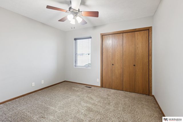 7020 N 13TH Street, Lincoln, NE 68521