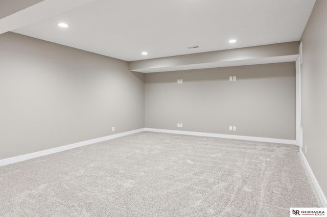 7020 N 13TH Street, Lincoln, NE 68521