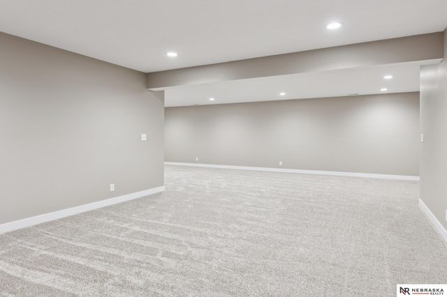 7020 N 13TH Street, Lincoln, NE 68521