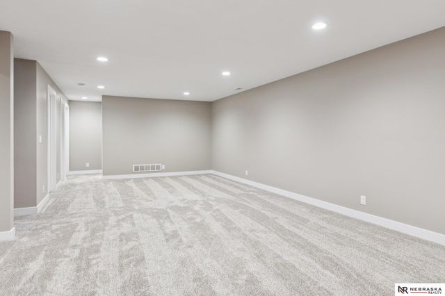 7020 N 13TH Street, Lincoln, NE 68521