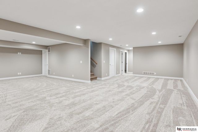 7020 N 13TH Street, Lincoln, NE 68521