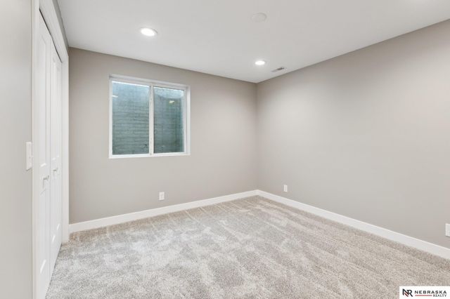 7020 N 13TH Street, Lincoln, NE 68521