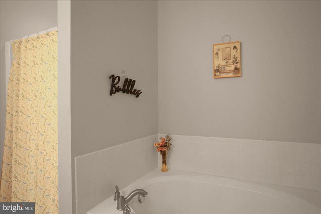 3293 PORTRAIT WAY, Chambersburg, PA 17202