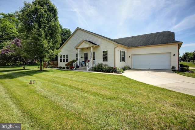 3293 PORTRAIT WAY, Chambersburg, PA 17202