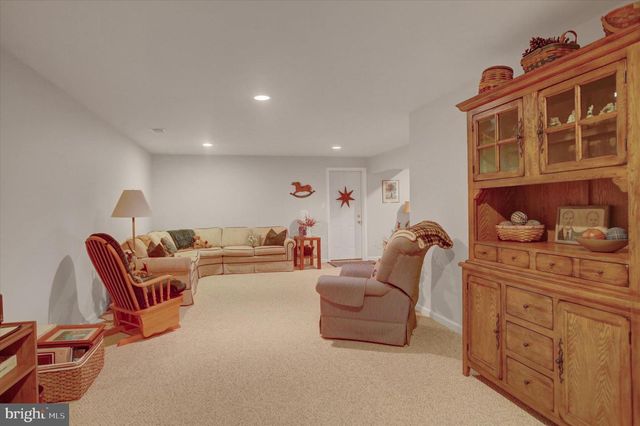 3293 PORTRAIT WAY, Chambersburg, PA 17202