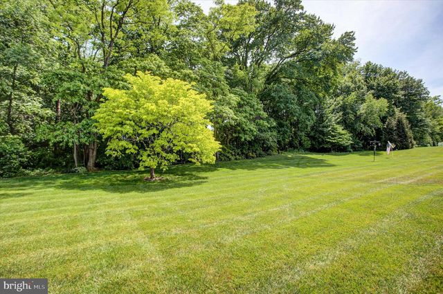 3293 PORTRAIT WAY, Chambersburg, PA 17202