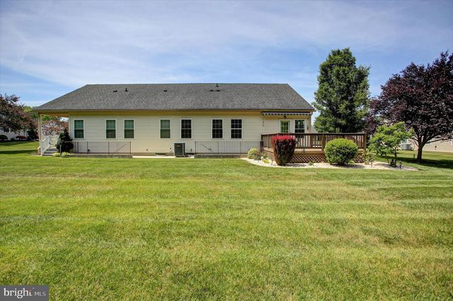 3293 PORTRAIT WAY, Chambersburg, PA 17202