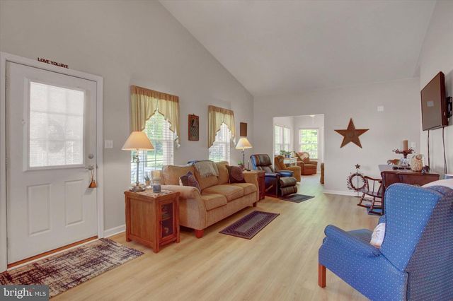 3293 PORTRAIT WAY, Chambersburg, PA 17202