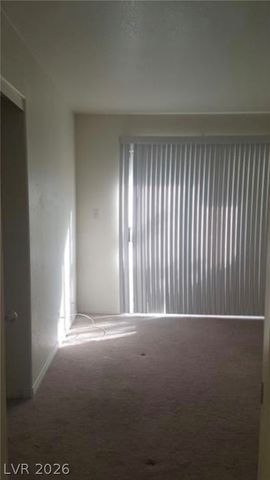 6974 Emerald Springs Lane, Las Vegas, NV 89113