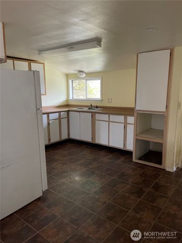 606 Schley, Aberdeen, WA 98520