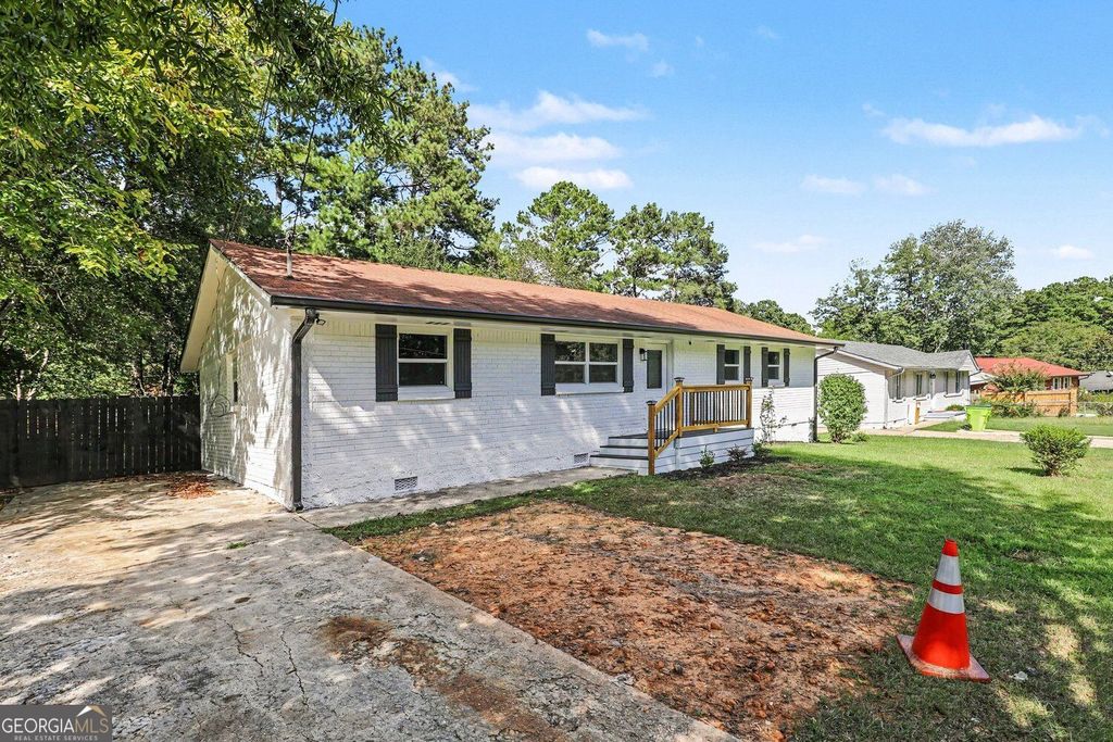 46 Royce Drive, Jonesboro, GA 30238 — photo 2