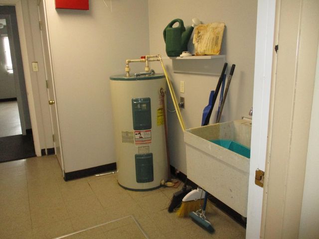 4890 Airport Road, Lewiston, MI 49756