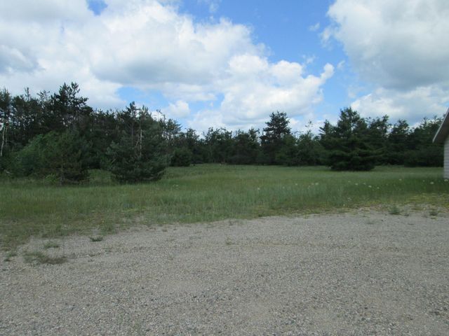 4890 Airport Road, Lewiston, MI 49756