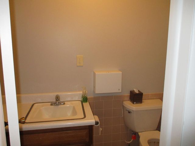 4890 Airport Road, Lewiston, MI 49756