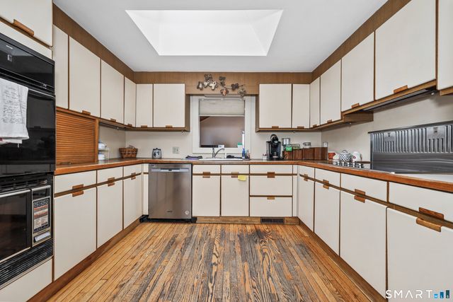 79 Slab Meadow Road, Morris, CT 06763