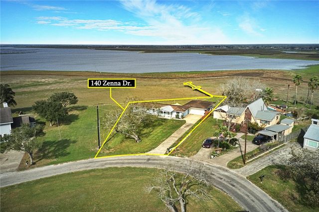 140 Zenna Dr, Mathis, TX 78368