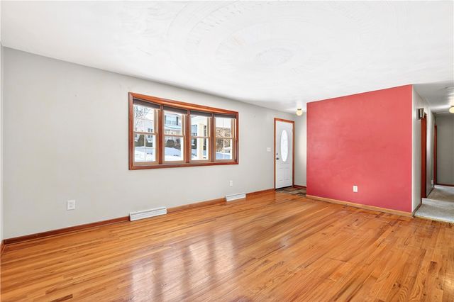 800 Parker Ave, Scottdale, PA 15683