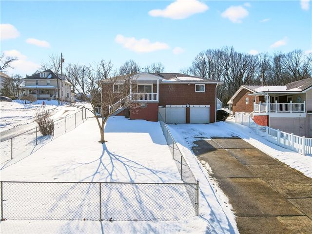 800 Parker Ave, Scottdale, PA 15683