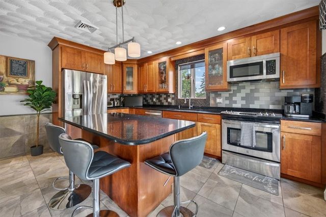 23 Park Street, North Providence, RI 02904