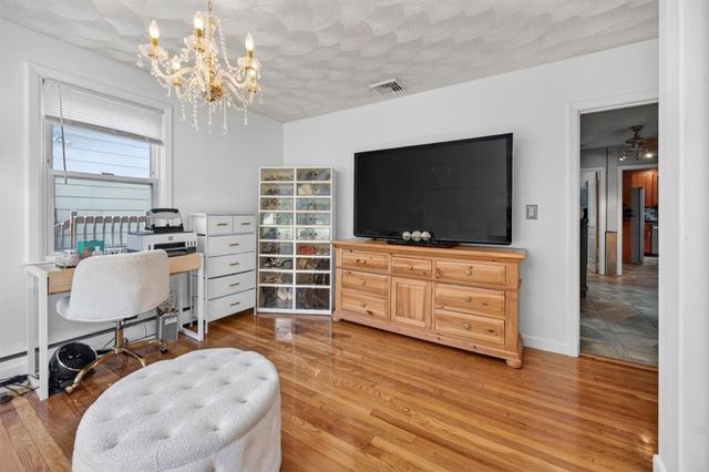 23 Park Street, North Providence, RI 02904