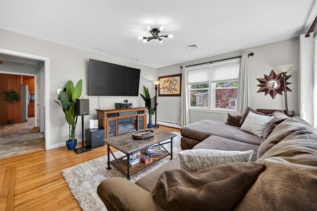 23 Park Street, North Providence, RI 02904