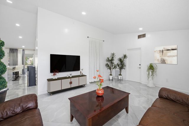 7903 Burlwood Lane, Lake Worth, FL 33467