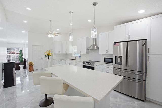 7903 Burlwood Lane, Lake Worth, FL 33467