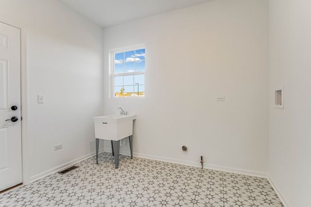 10793 Chadsey Road, Huntley, IL 60142