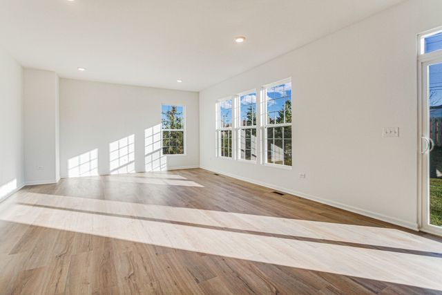 10793 Chadsey Road, Huntley, IL 60142