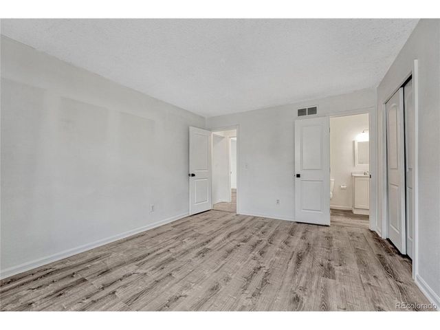 11853 E Cornell Cir, Aurora, CO 80014