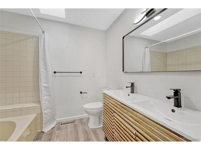 11853 E Cornell Cir, Aurora, CO 80014