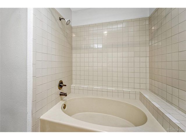 11853 E Cornell Cir, Aurora, CO 80014