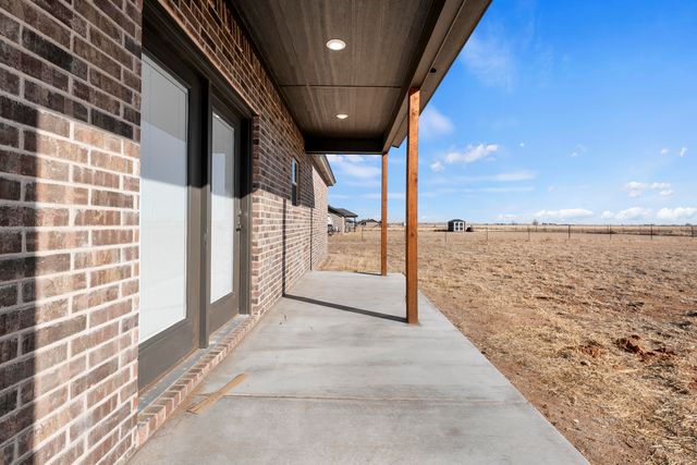 16706 N County Road 1200, Shallowater, TX 79363