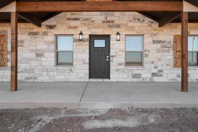 16706 N County Road 1200, Shallowater, TX 79363