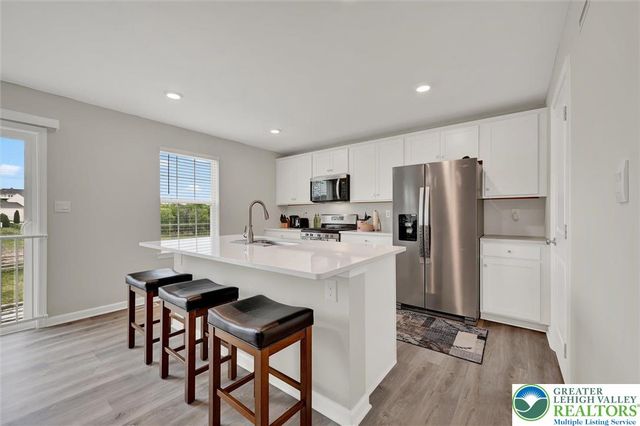 264 Winding Road, Forks Twp, PA 18040