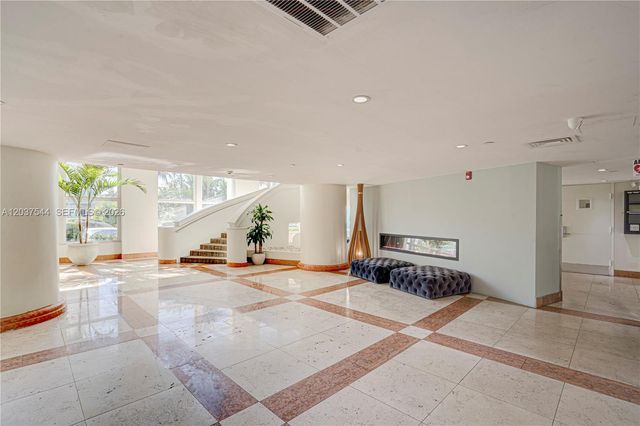 10350 W Bay Harbor Drive 4T, Bay Harbor Islands, FL 33154