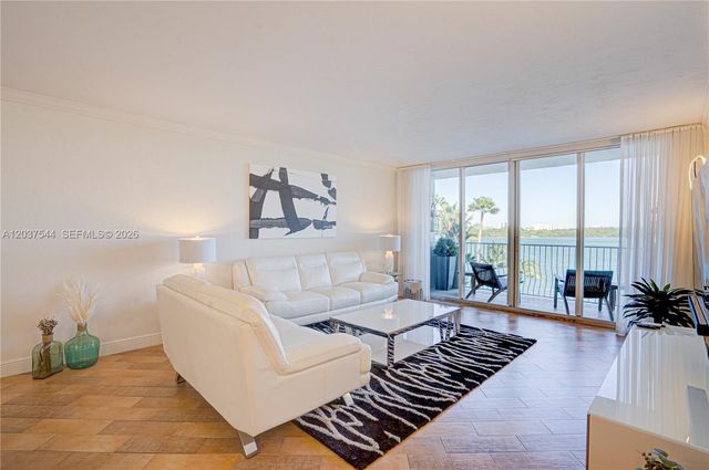 10350 W Bay Harbor Drive 4T, Bay Harbor Islands, FL 33154