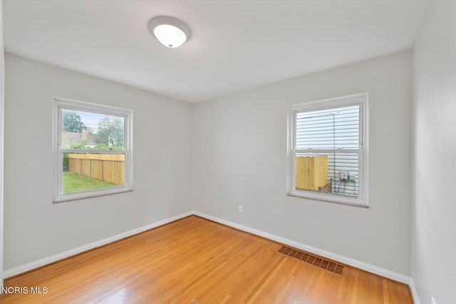 1394 Wildwood Road, Toledo, OH 43614